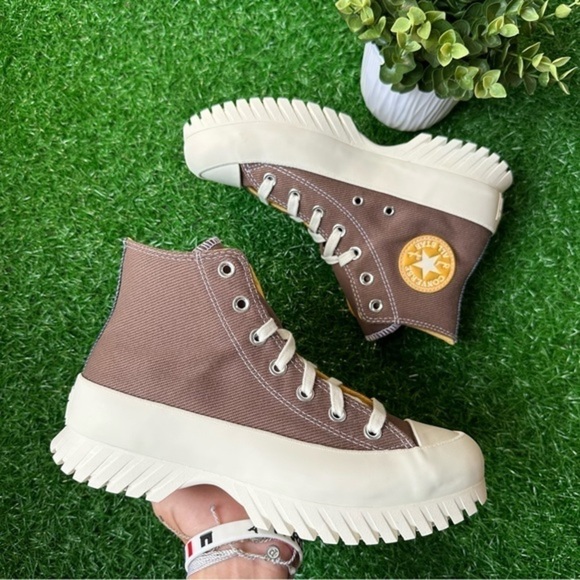 Converse Shoes - Converse All Star Chuck Taylor Ctas Lugged 2.0 Hi Squirrel Friend